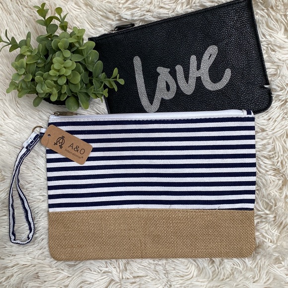 🎉HP🎉 A & O International Striped Wristlet 💗 White Navy & Tan - Picture 4 of 15